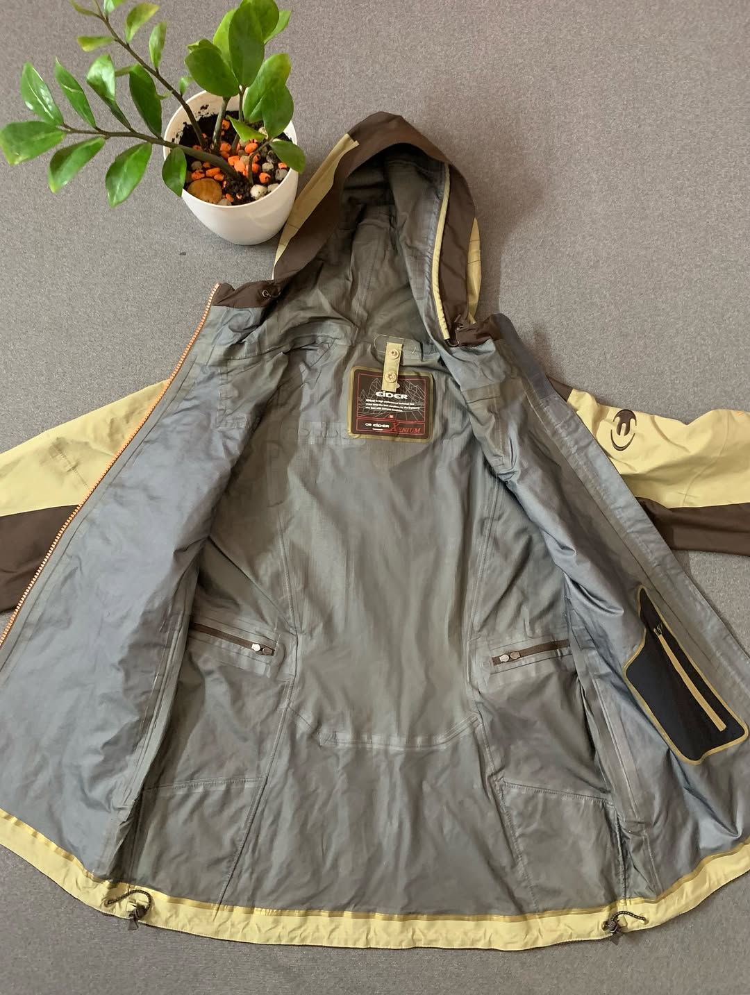 EIDER 2 - Waterproof Windcheater Jacket | Unisex Outdoor Wear