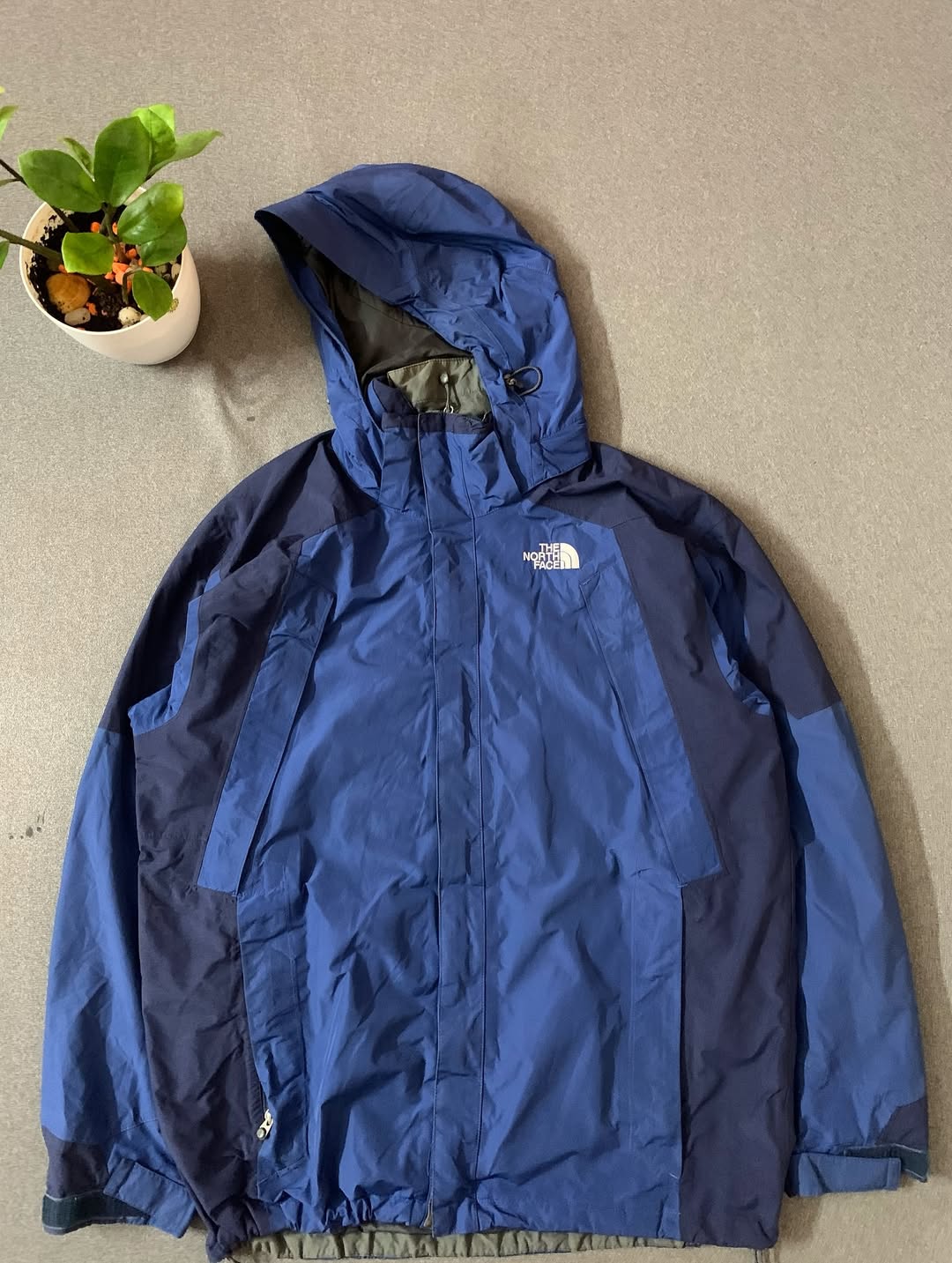 Northfacc - Waterproof Windcheater Jacket | Premium Imported Goretex | Unisex Outdoor Wear